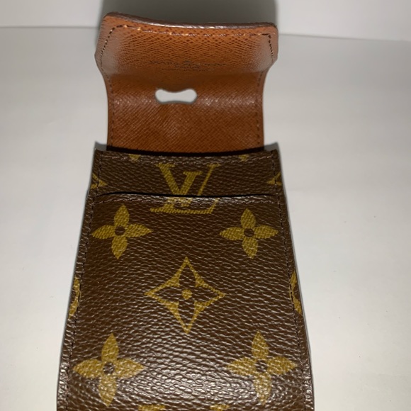 Louis Vuitton Monogram Phone Case - Picture 3 of 5